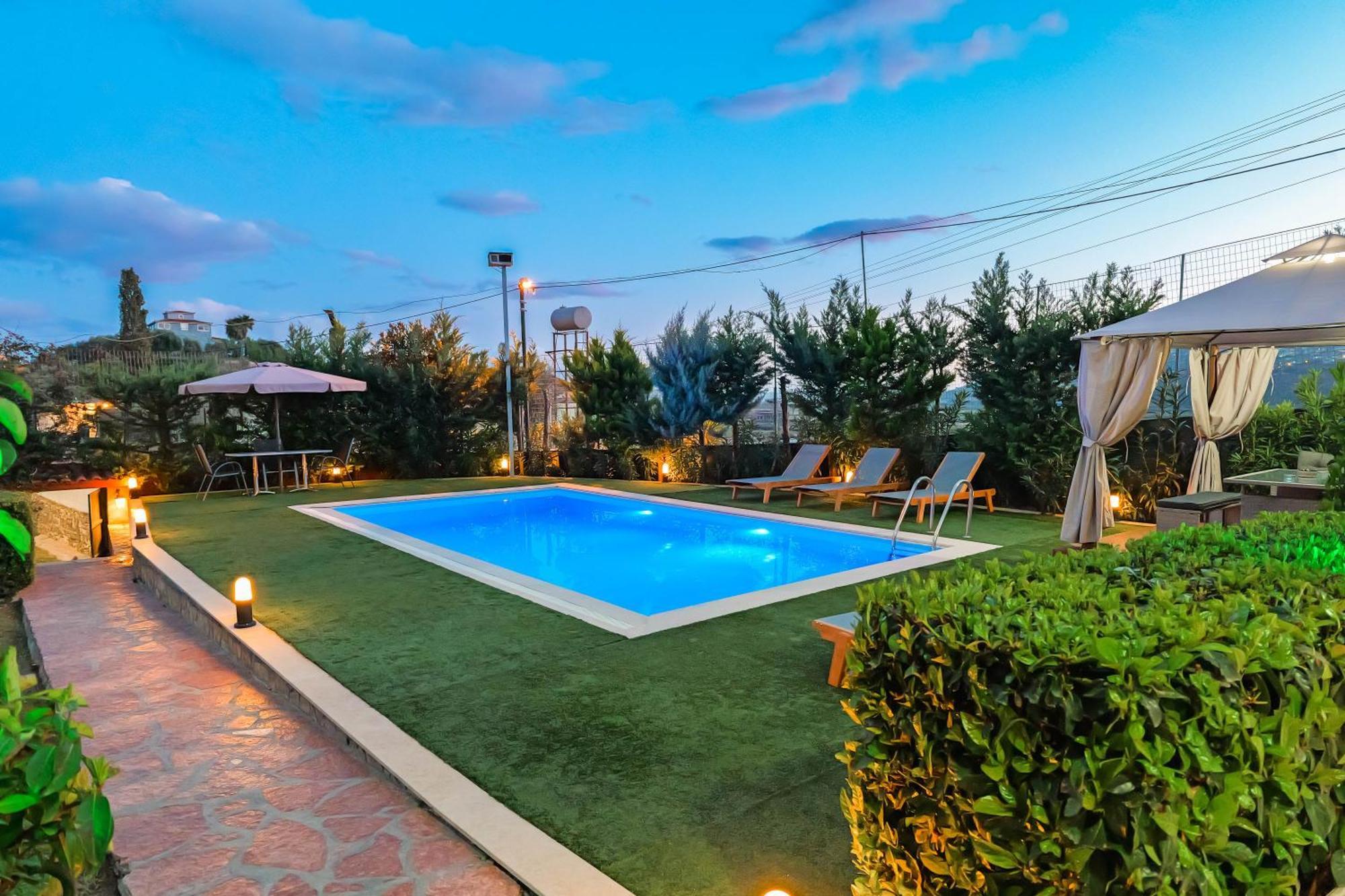 Villa Vrion Sarandë エクステリア 写真