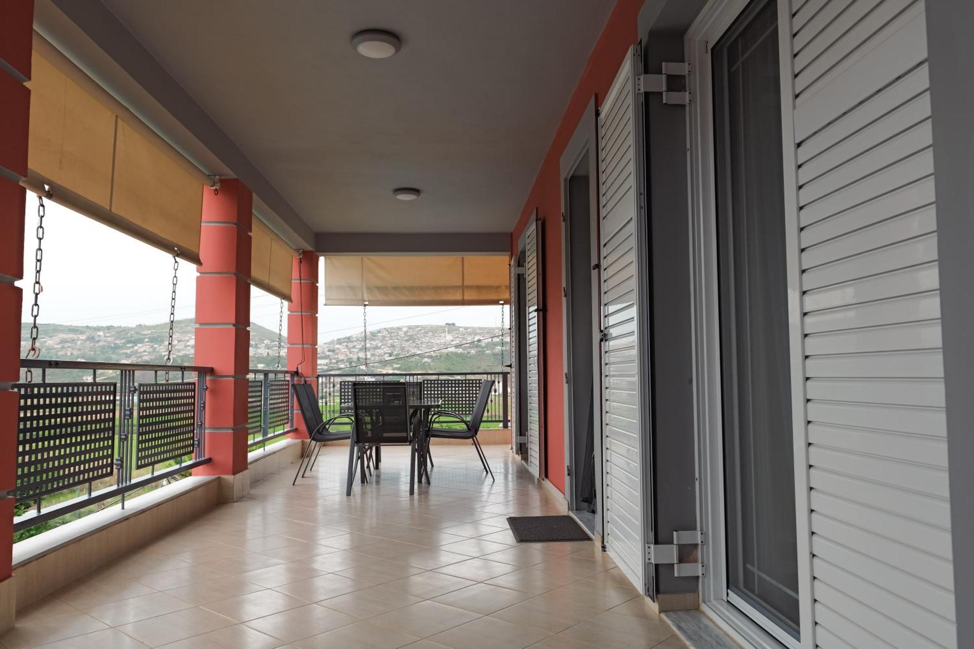 Villa Vrion Sarandë エクステリア 写真