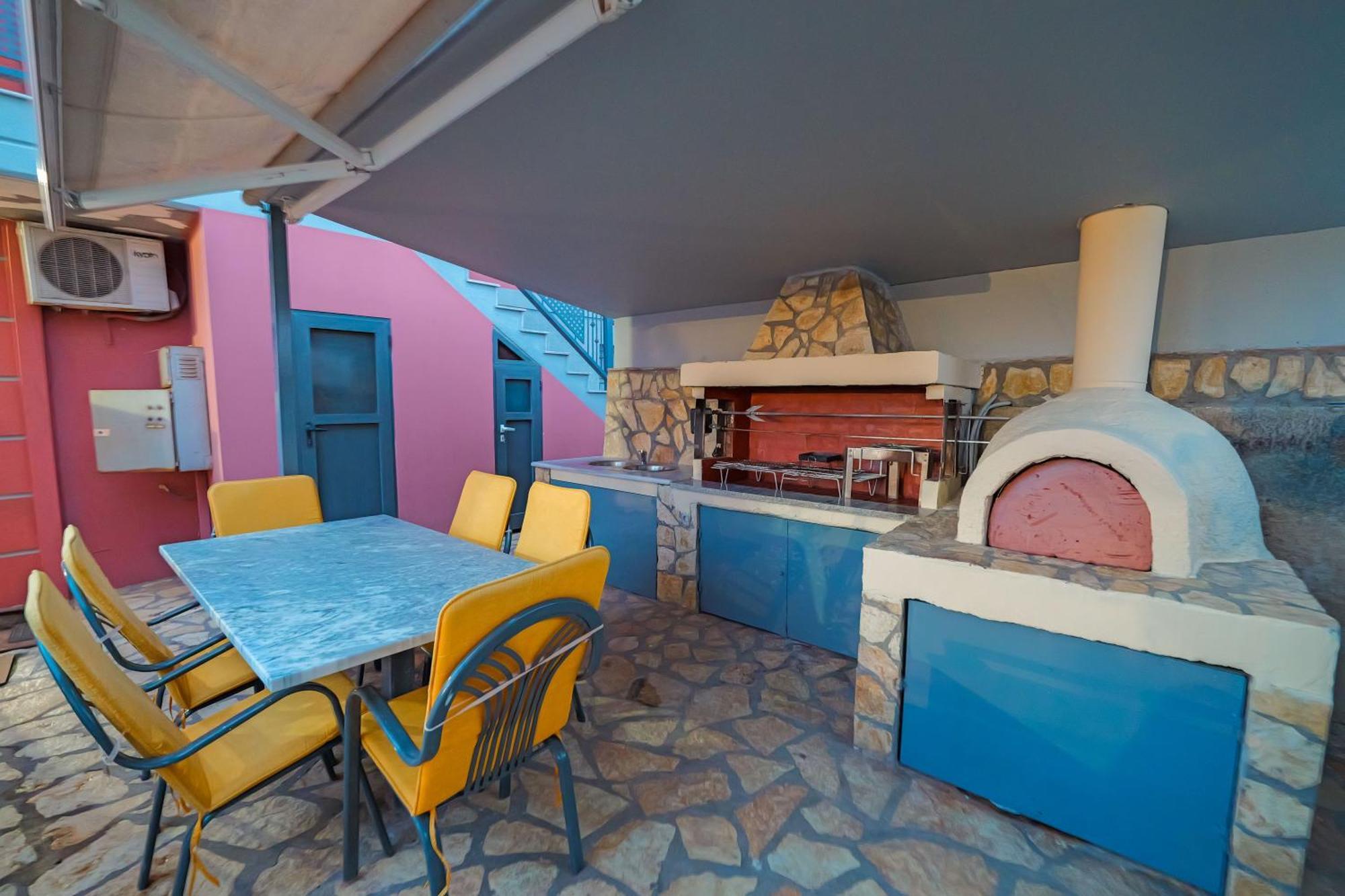 Villa Vrion Sarandë エクステリア 写真